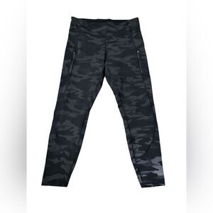 Women’s Athleta Rainier Reflective Camo Lux Tights Size Large